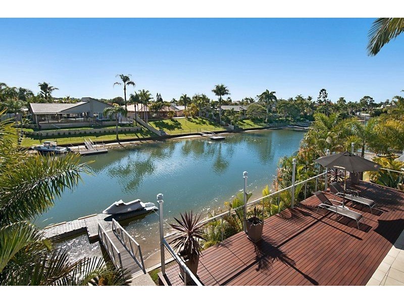 48 Charolais Crescent, Benowa QLD 4217