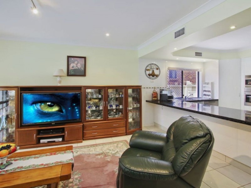 34 Oxley Drive, Paradise Point QLD 4216