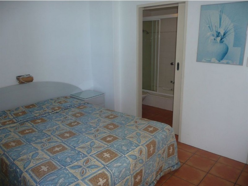 28/4 Clifford Street, Surfers Paradise QLD 4217