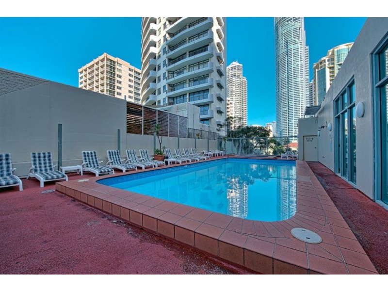 18 Hanlan Street, Surfers Paradise QLD 4217