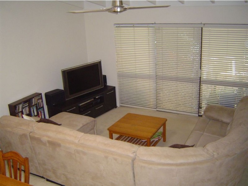 27/111 Salerno Street, Isle Of Capri QLD 4217