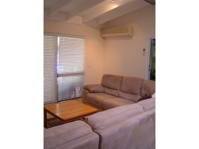 27/111 Salerno Street, Isle Of Capri QLD 4217