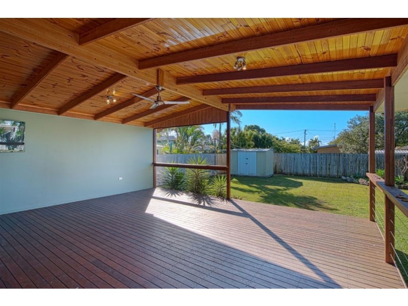 15 Nambur Street, Runaway Bay QLD 4216