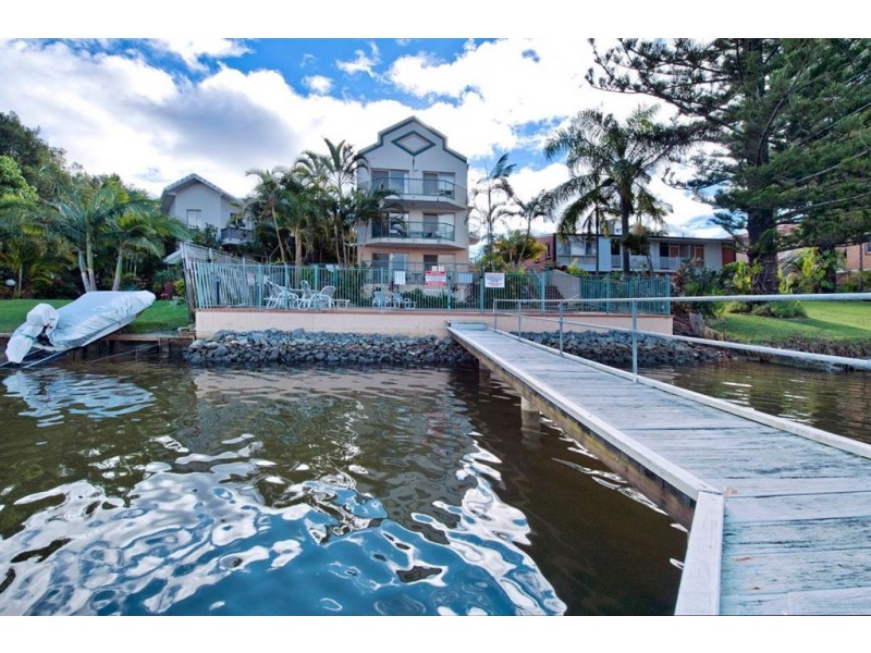 41 Peninsular Drive, Surfers Paradise QLD 4217