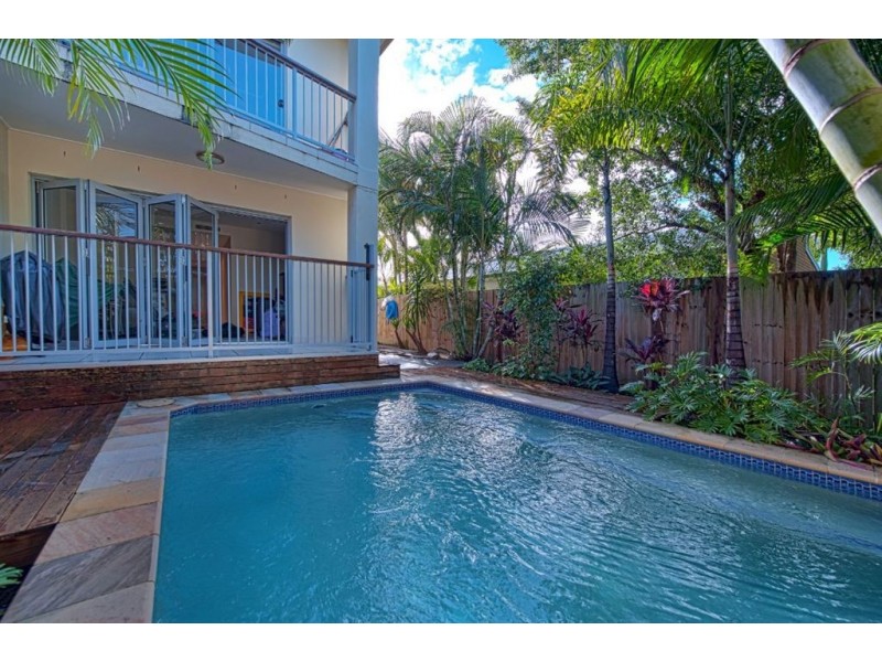 1/44 Milton Avenue, Paradise Point QLD 4216