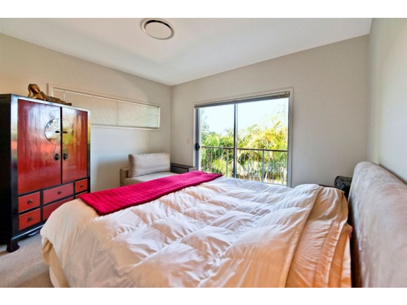 1/44 Milton Avenue, Paradise Point QLD 4216