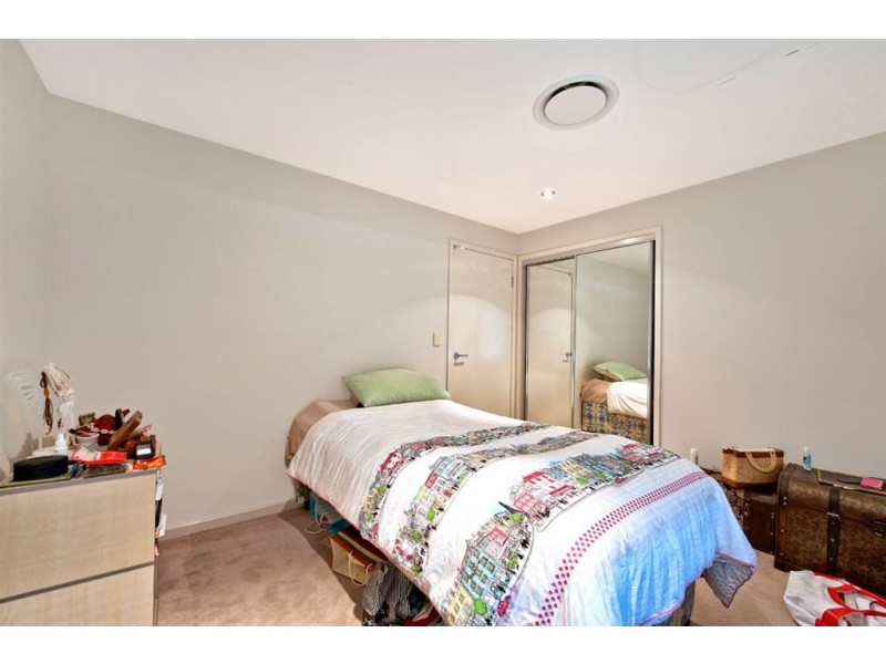 1/44 Milton Avenue, Paradise Point QLD 4216