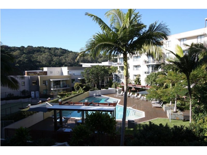 2045/1 Ocean Street, Burleigh Heads QLD 4220