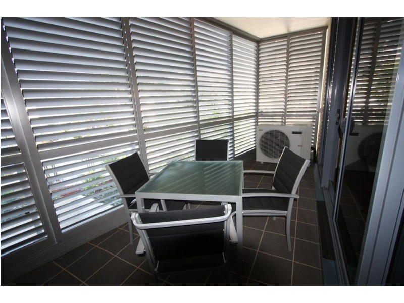 2045/1 Ocean Street, Burleigh Heads QLD 4220