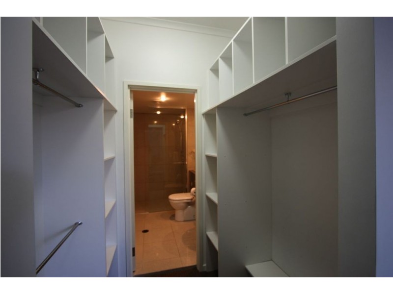 2045/1 Ocean Street, Burleigh Heads QLD 4220