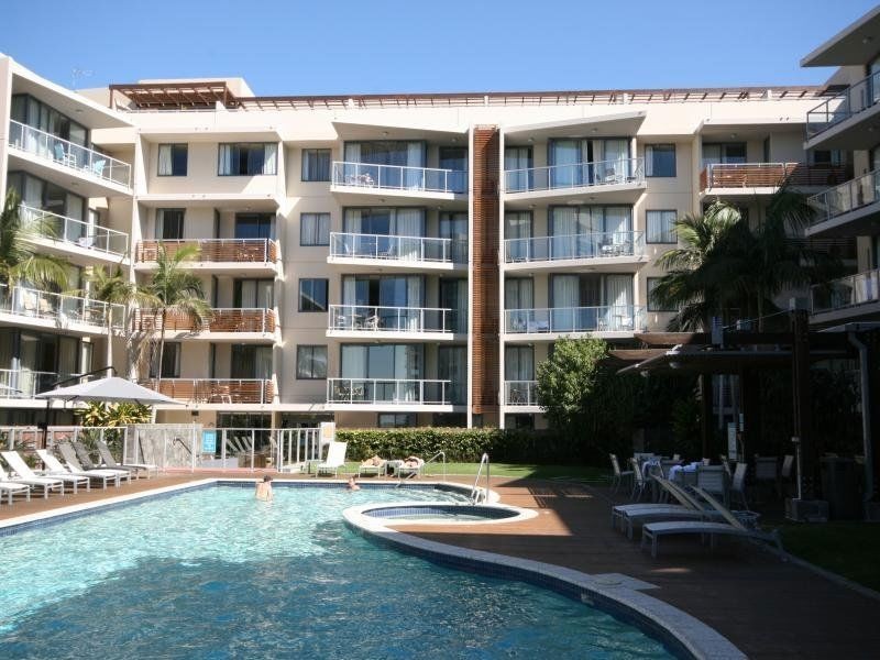 1138/1 Ocean Street, Burleigh Heads QLD 4220