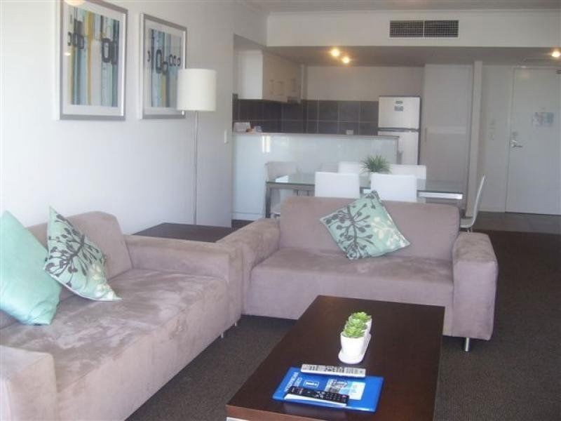 1138/1 Ocean Street, Burleigh Heads QLD 4220