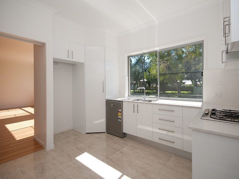 3/8 Echlin Street, Labrador QLD 4215