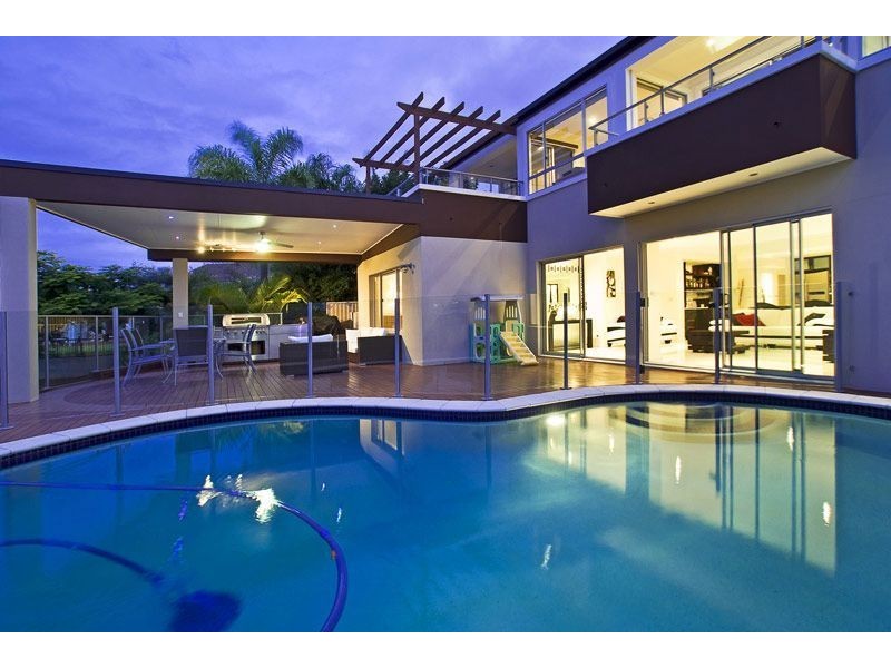 141 Campbell Street, Sorrento QLD 4217