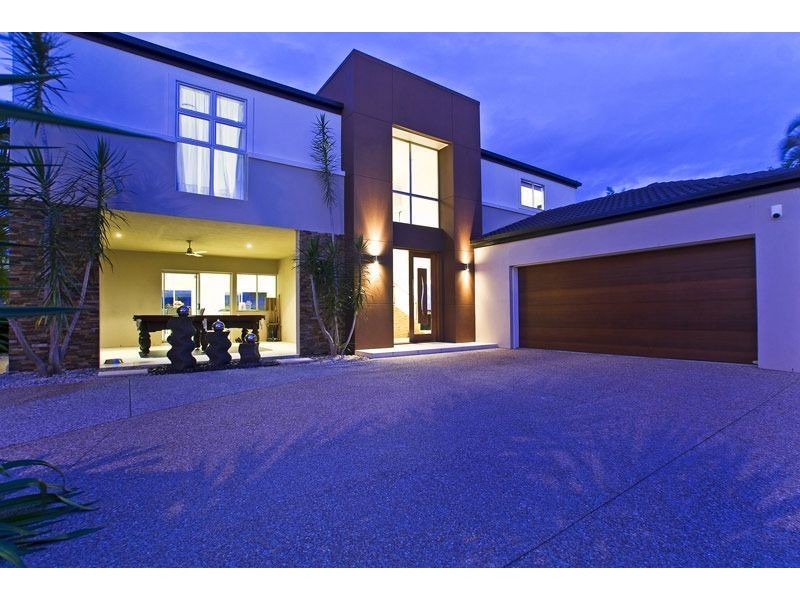 141 Campbell Street, Sorrento QLD 4217