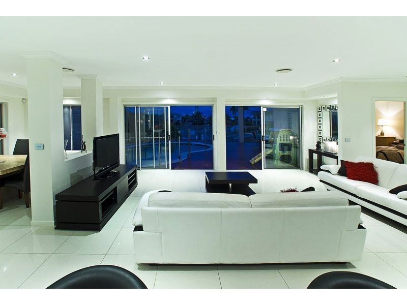 141 Campbell Street, Sorrento QLD 4217