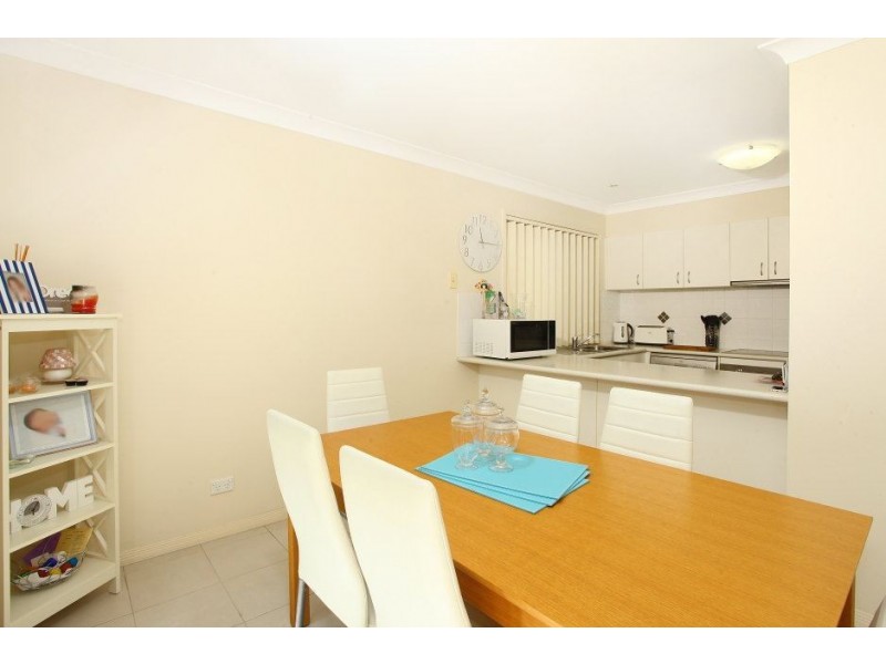 4/15 Blake Street, Southport QLD 4215