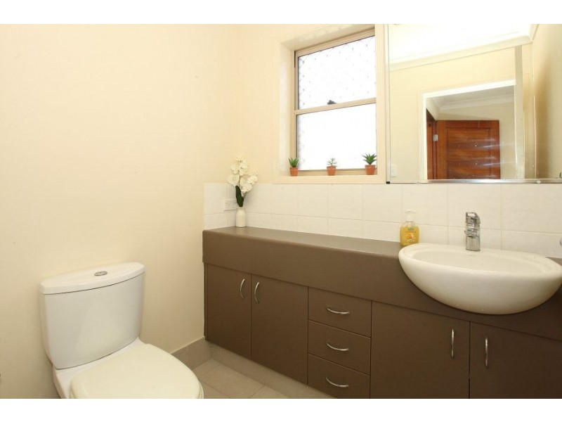 4/15 Blake Street, Southport QLD 4215