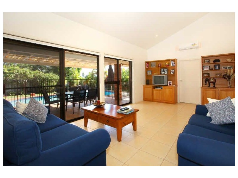 40 Binalong Drive, Ashmore QLD 4214