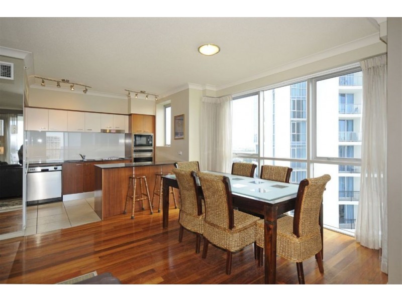 23 Ferny Avenue, Surfers Paradise QLD 4217