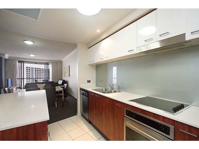 23 Ferny Ave, Surfers Paradise QLD 4217