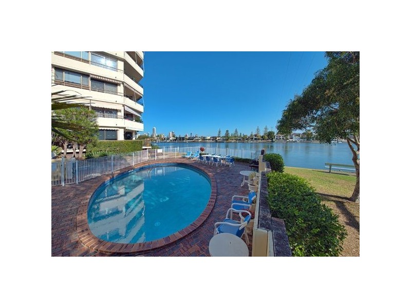 1 Peninsular Drive, Surfers Paradise QLD 4217