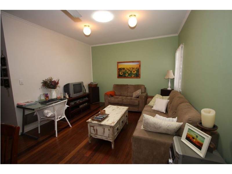 3/9 Walton Street, Southport QLD 4215