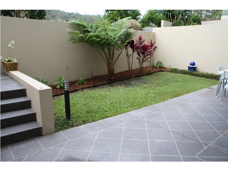 2002/1 Ocean Street, Burleigh Heads QLD 4220