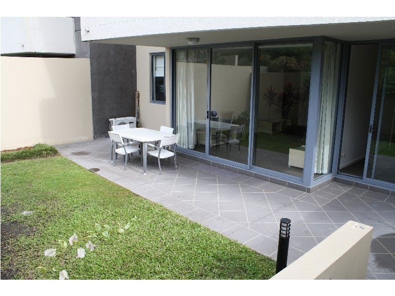 2002/1 Ocean Street, Burleigh Heads QLD 4220