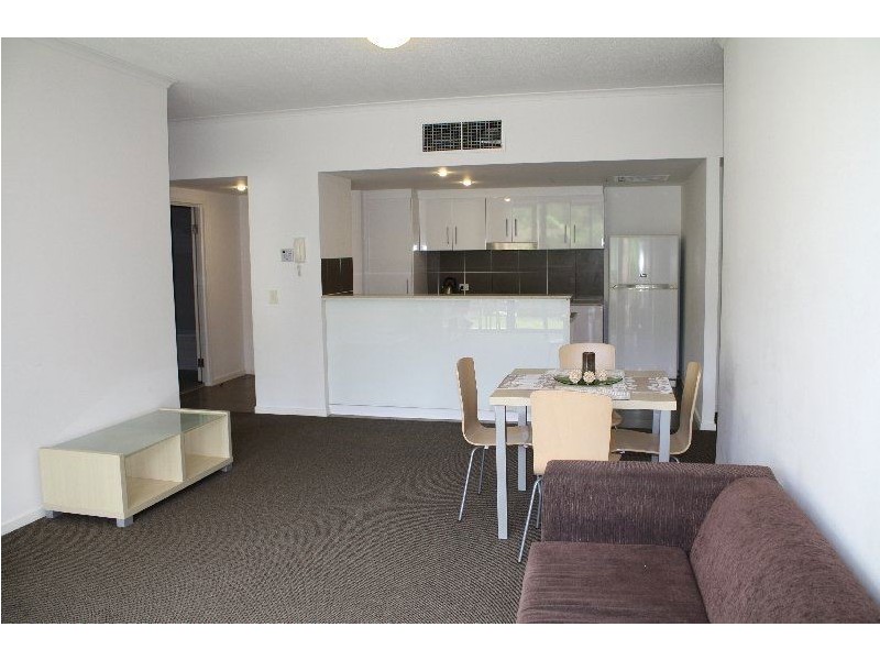 2002/1 Ocean Street, Burleigh Heads QLD 4220