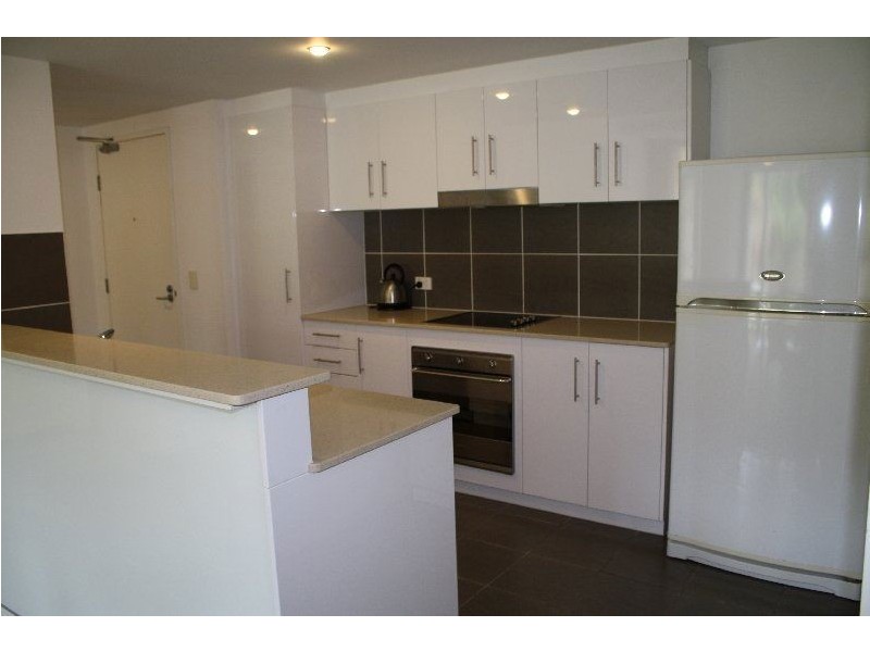 2002/1 Ocean Street, Burleigh Heads QLD 4220