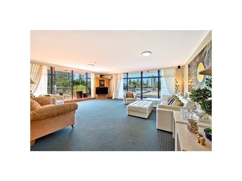 33 Thornton Street, Surfers Paradise QLD 4217