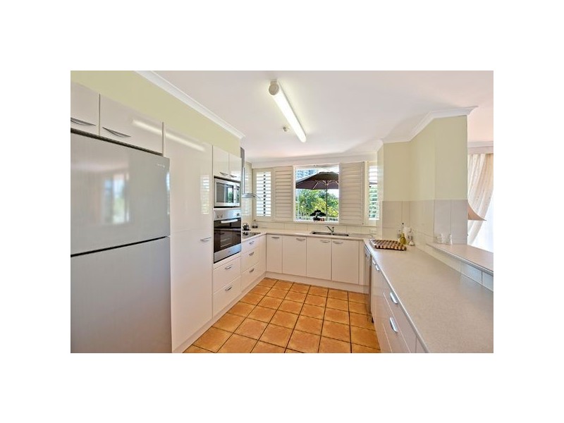 33 Thornton Street, Surfers Paradise QLD 4217