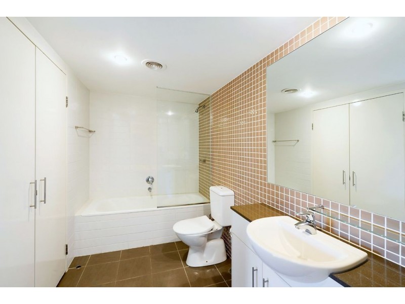 1104/1 Ocean Street, Burleigh Heads QLD 4220