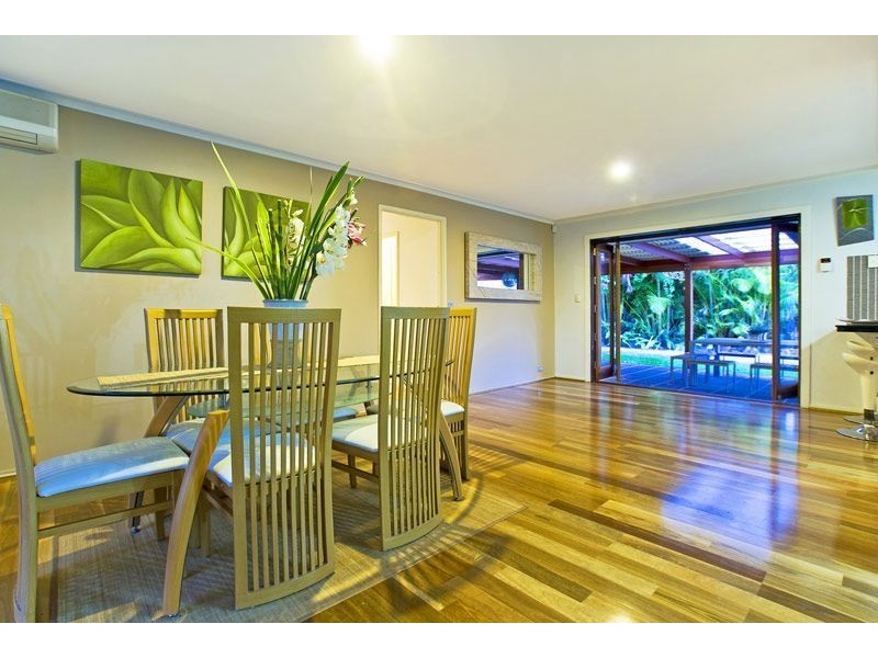 7 Yalgoo Court, Mermaid Waters QLD 4218