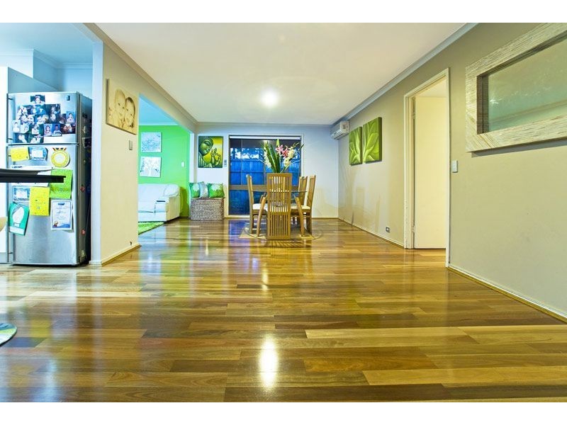 7 Yalgoo Court, Mermaid Waters QLD 4218