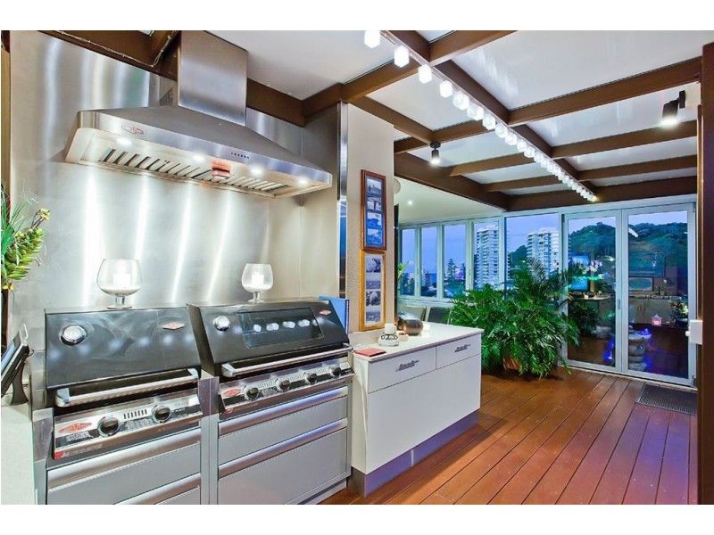 1 Ocean Street, Burleigh Heads QLD 4220