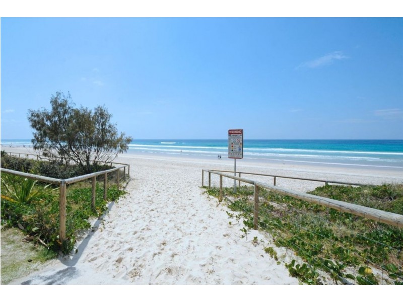 2 Ocean Avenue, Surfers Paradise QLD 4217