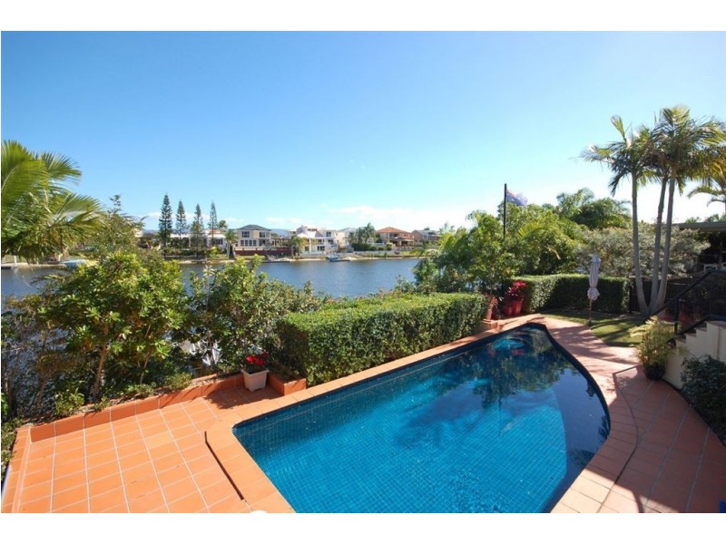 28 Charolais Crescent, Benowa Waters QLD 4217