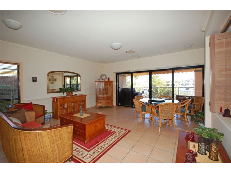 28 Charolais Crescent, Benowa Waters QLD 4217