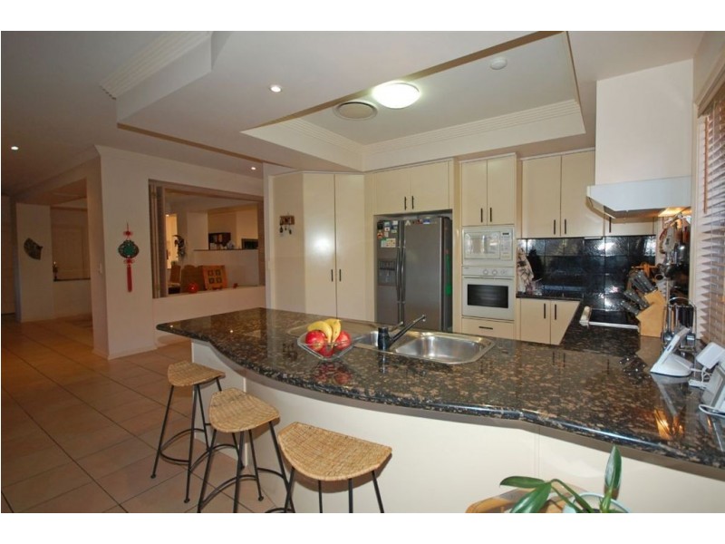 28 Charolais Crescent, Benowa Waters QLD 4217