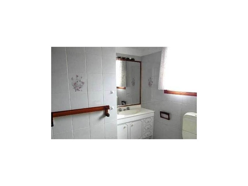 5 Inveray Ave, Benowa Waters QLD 4217