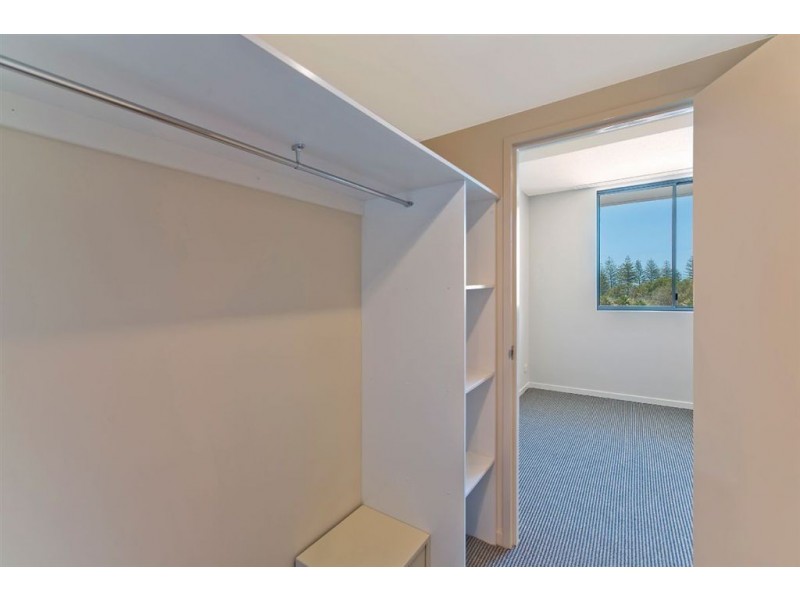 1058/1 Ocean Street, Burleigh Heads QLD 4220