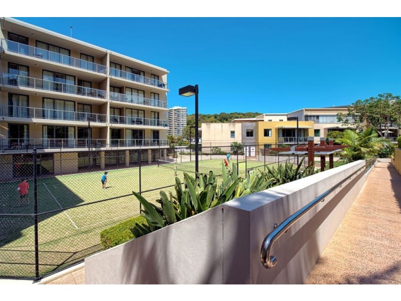 1058/1 Ocean Street, Burleigh Heads QLD 4220