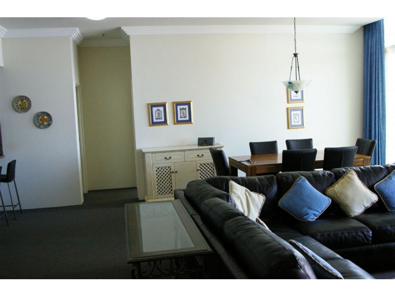 91/177 Old Burleigh Rd, Broadbeach QLD 4218