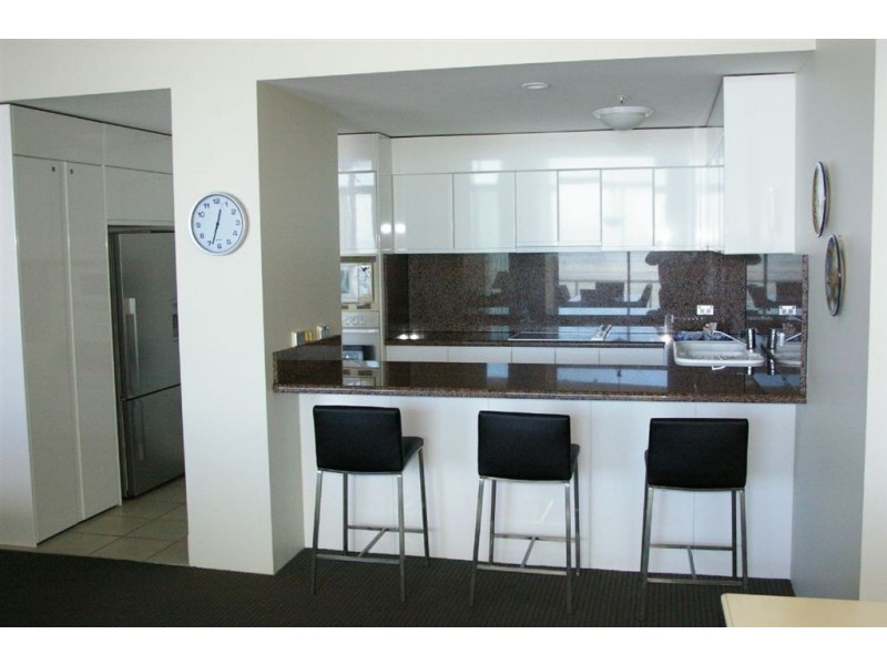 91/177 Old Burleigh Rd, Broadbeach QLD 4218