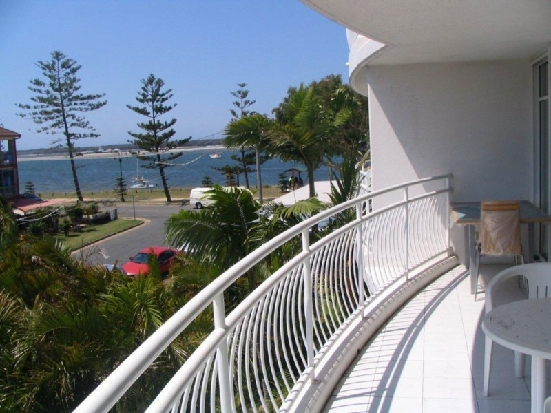1 i/510 Marine Parade, Biggera Waters QLD 4216