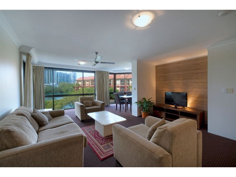 307/70 Remembrance Drive, Surfers Paradise QLD 4217