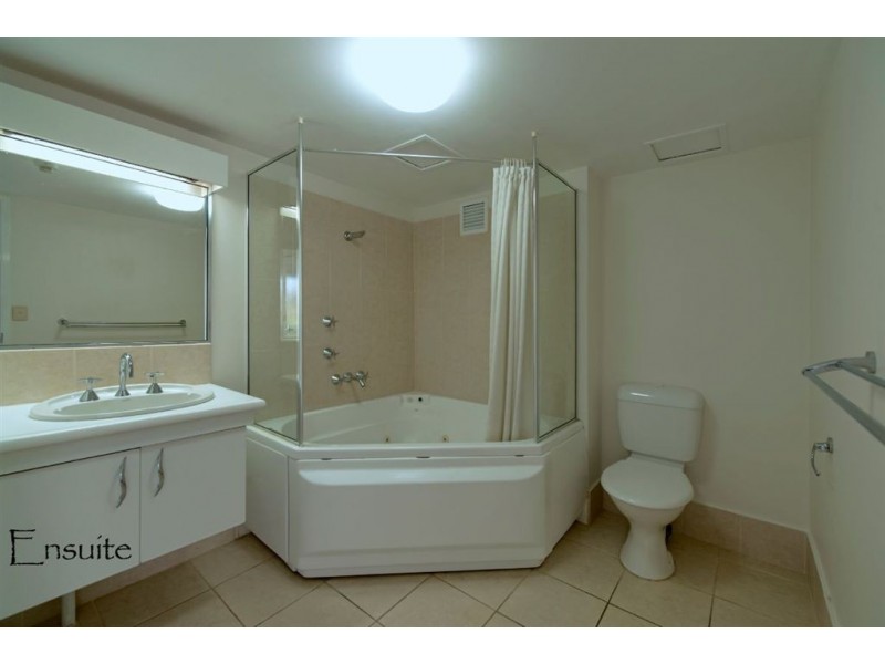 307/70 Remembrance Drive, Surfers Paradise QLD 4217