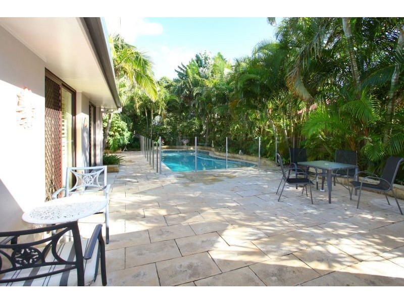 137 Witt Ave, Carrara QLD 4211